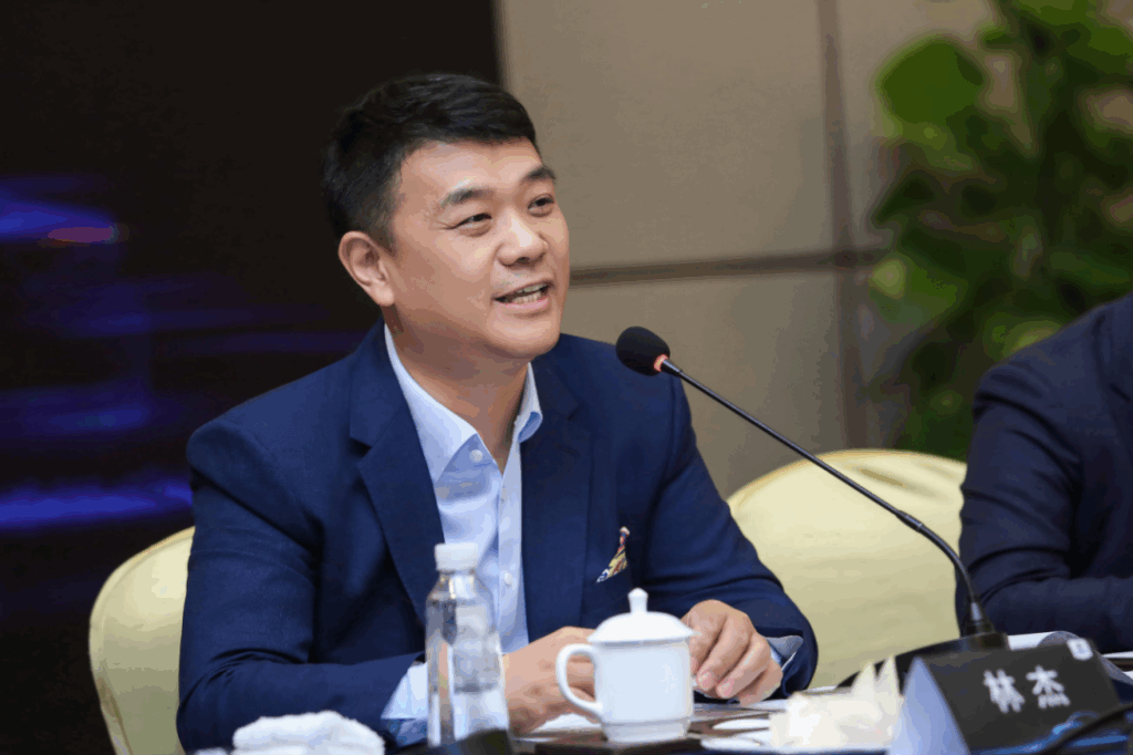 独家丨推动极氪渠道变阵，林杰第一个大动作来了