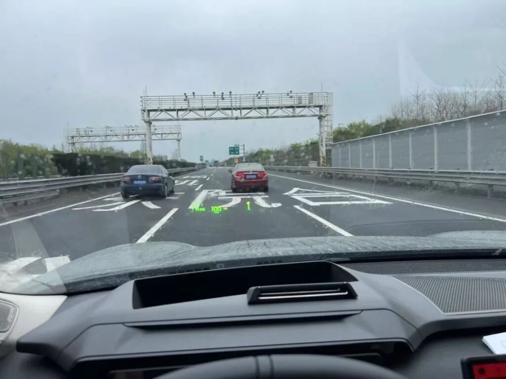 2025年过半，纯电和混动之争该结束了吧？