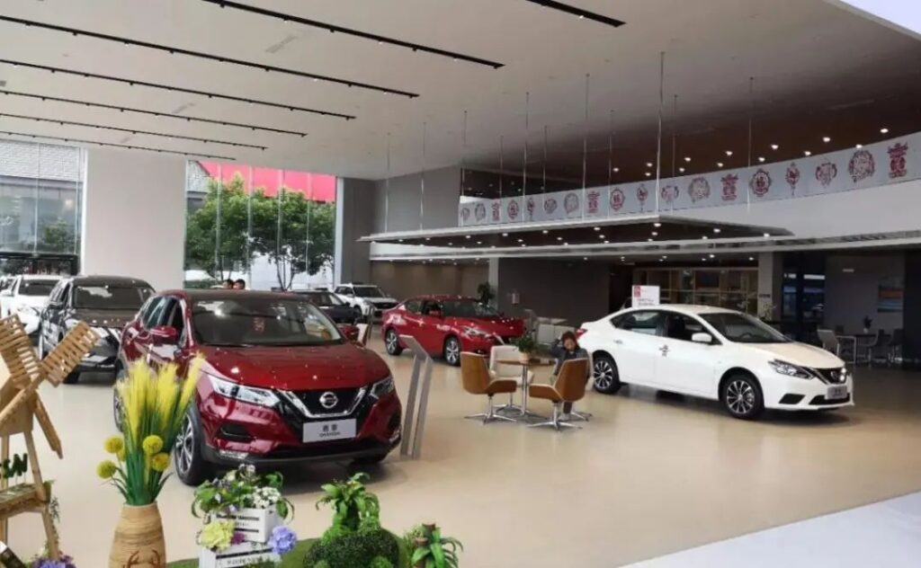 东风日产，趁热打铁