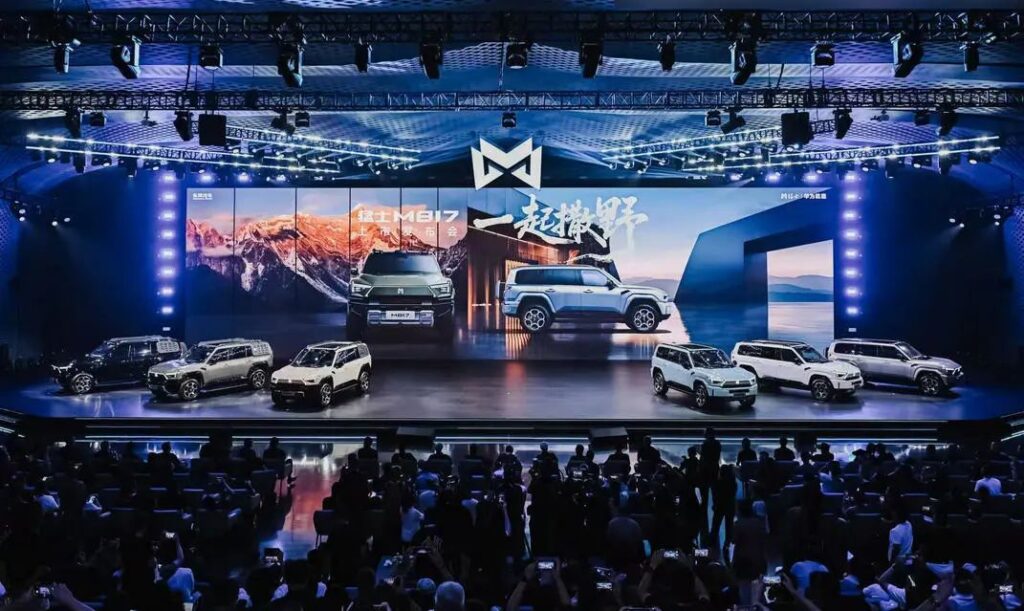 千里东风，始于猛士