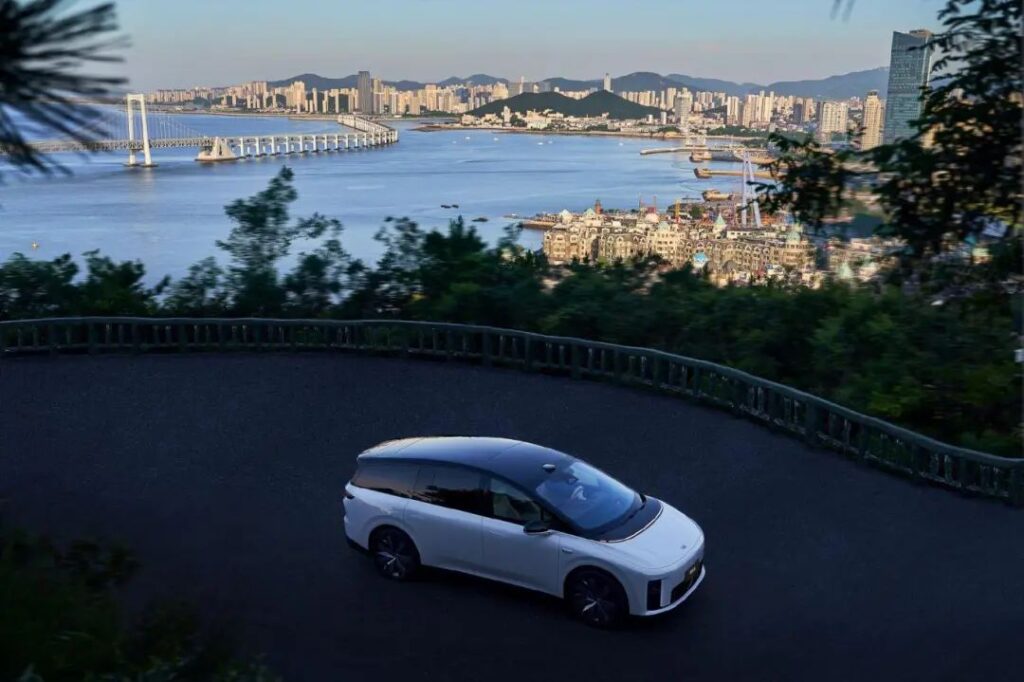 《高端纯电避坑指南》