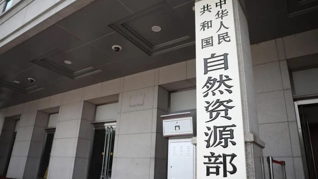 为什么锂矿停产成了涨价的“引力波”？