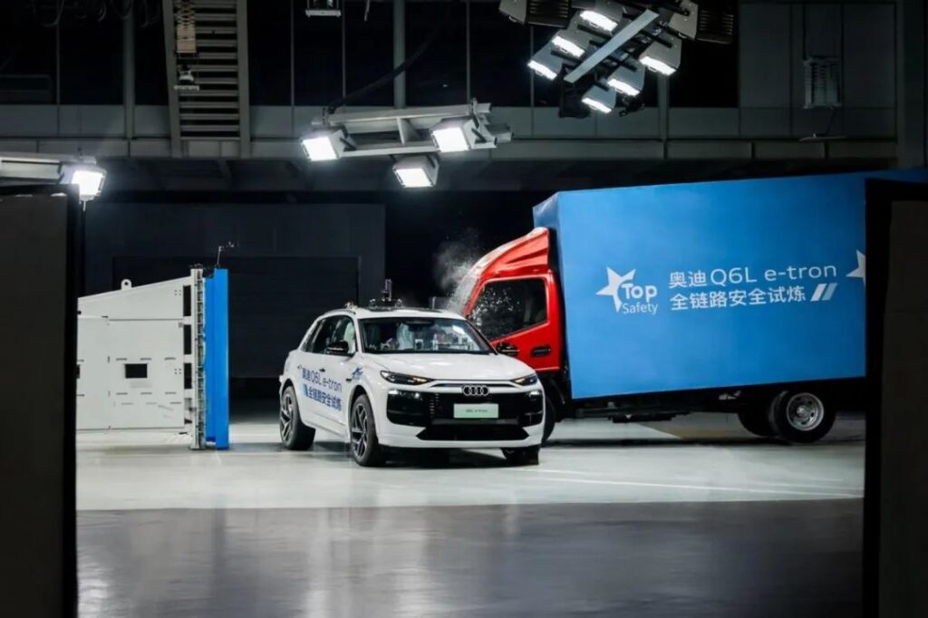 一场全链路碰撞测试，展现奥迪安全技术真功夫