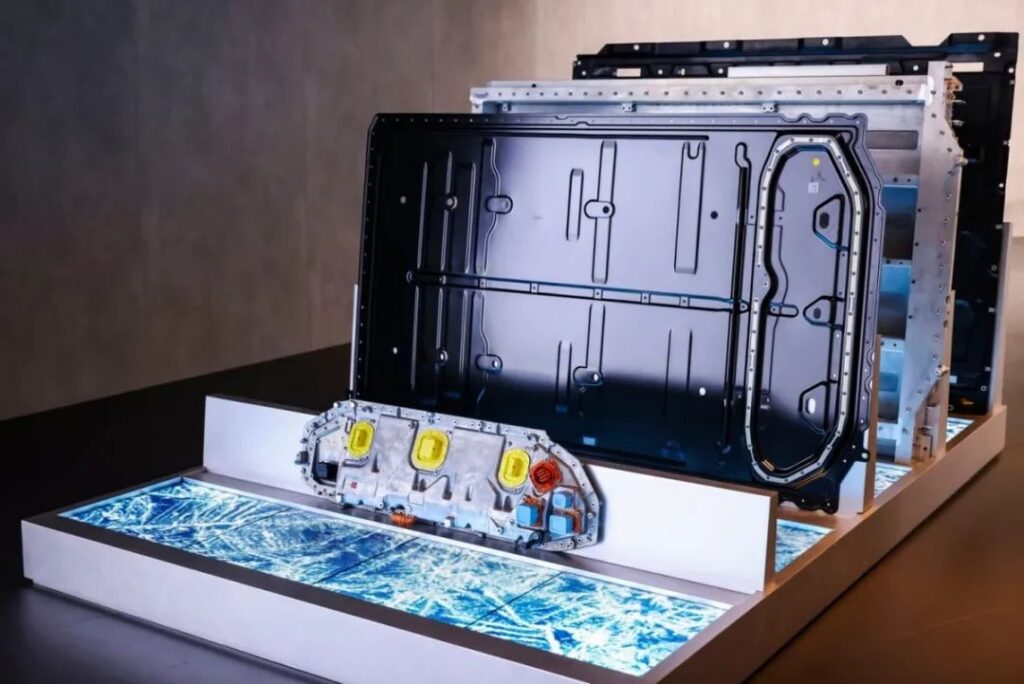 全新“融合直售”模式助推Q6L e-tron上市，一汽奥迪放大招啦！