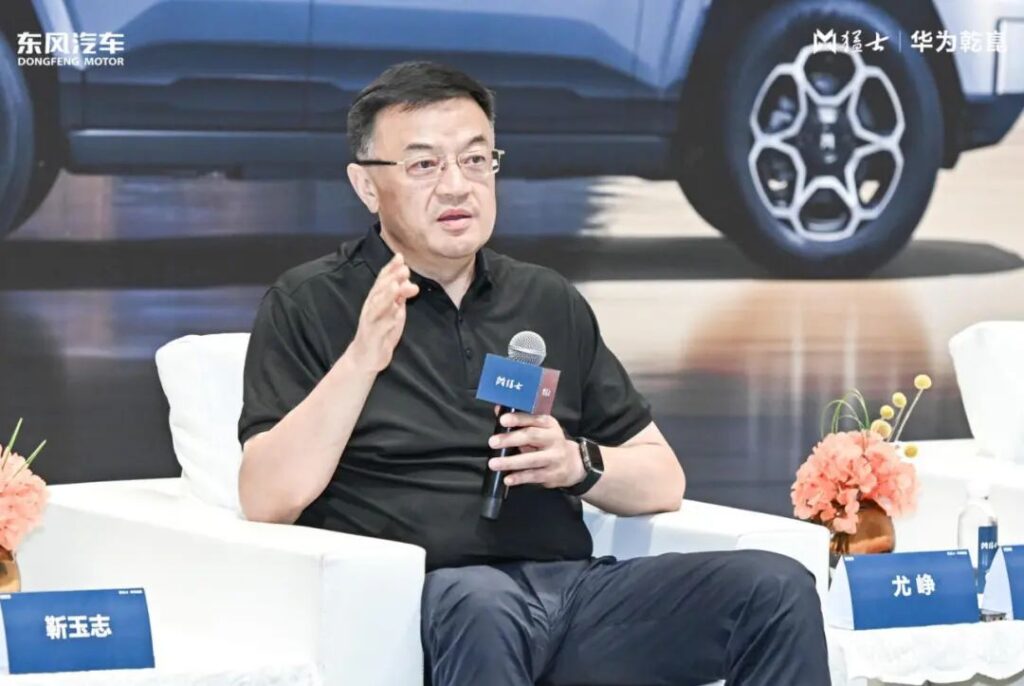 千里东风，始于猛士