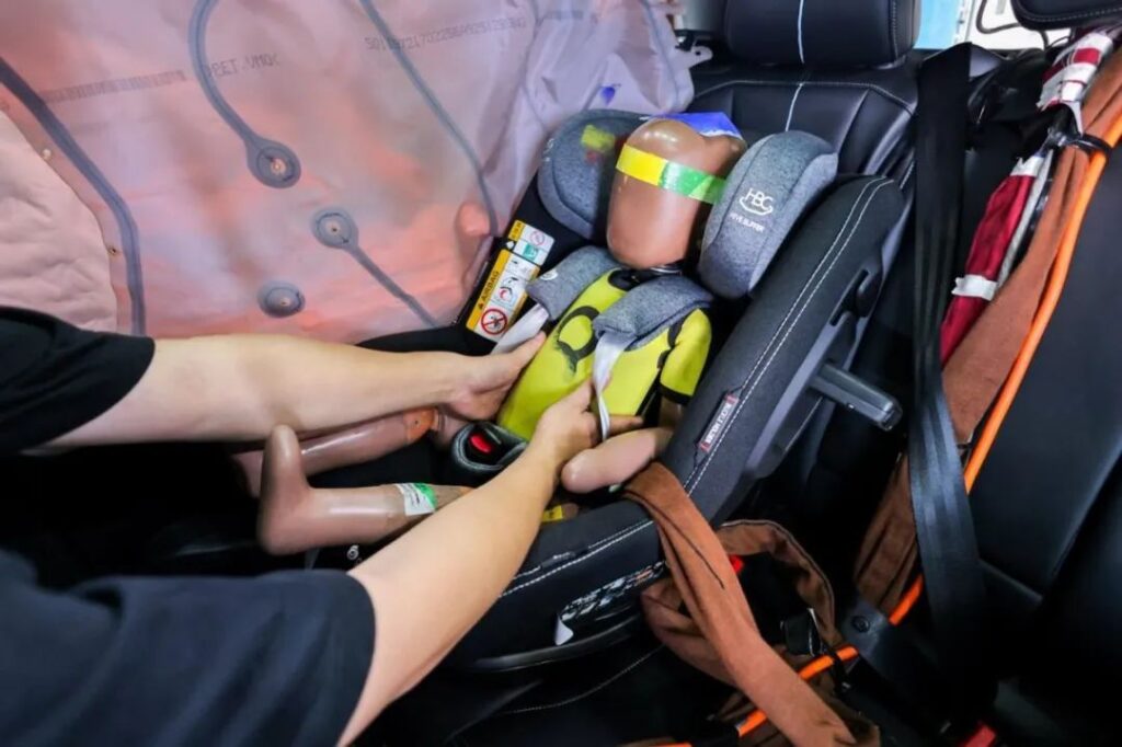 一场全链路碰撞测试，展现奥迪安全技术真功夫