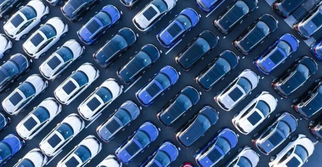 只许高管摔碗，不许销售掀桌？