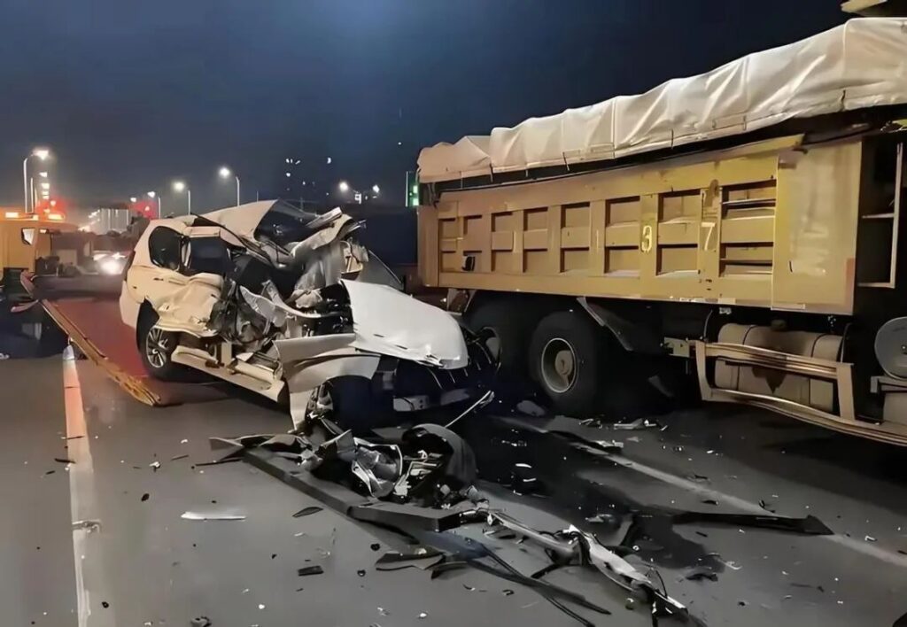 【一周车话】碰撞测试，要讲武德!