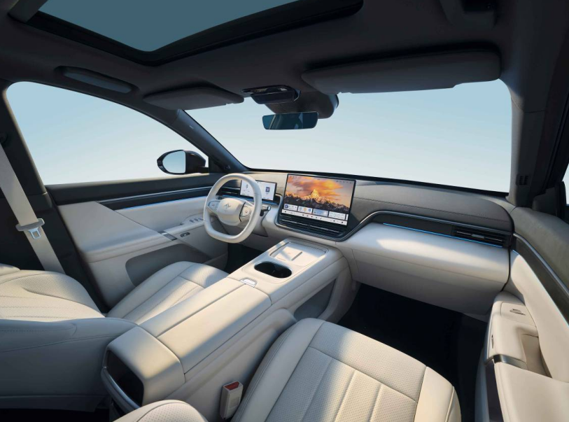 限时先享价17.36万元起，2026款东风奕派eπ008六座版上市