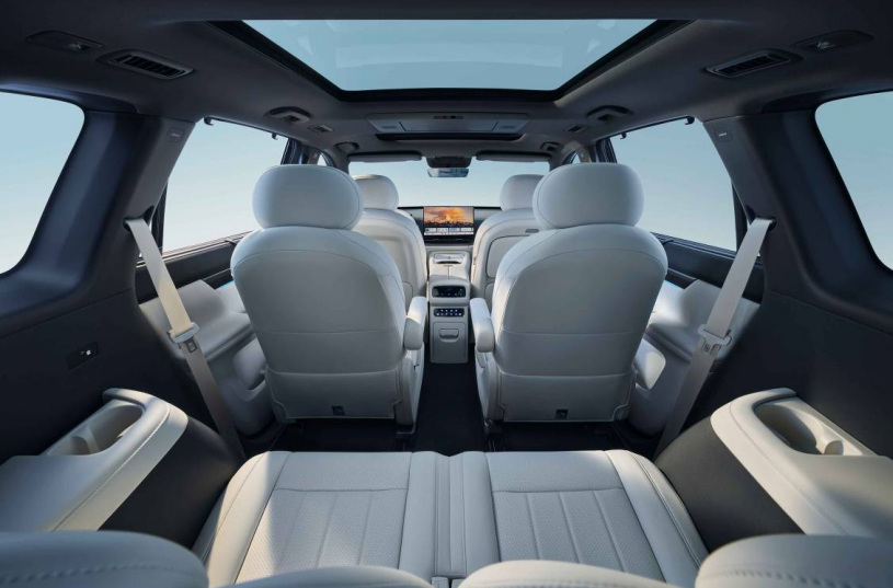 限时先享价17.36万元起，2026款东风奕派eπ008六座版上市