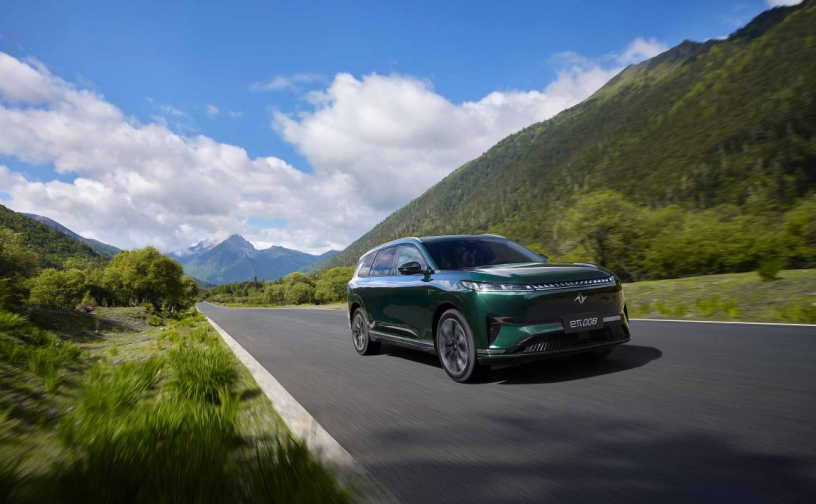 限时先享价17.36万元起，2026款东风奕派eπ008六座版上市