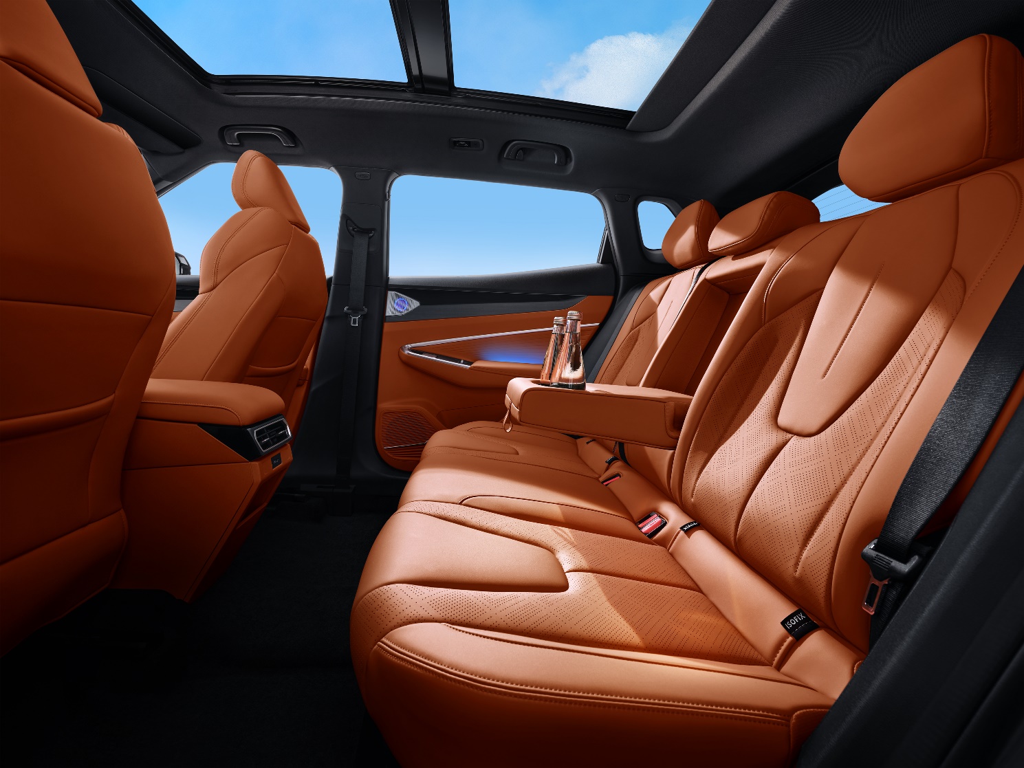 全新博越焕新预售，燃油SUV的春天依旧