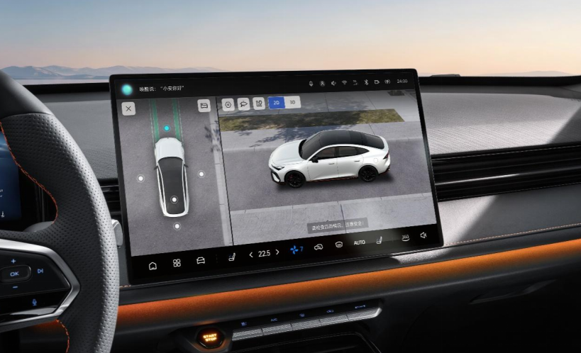 配置拉满，价格炸场！长安第三代UNI-V售9.79万元起