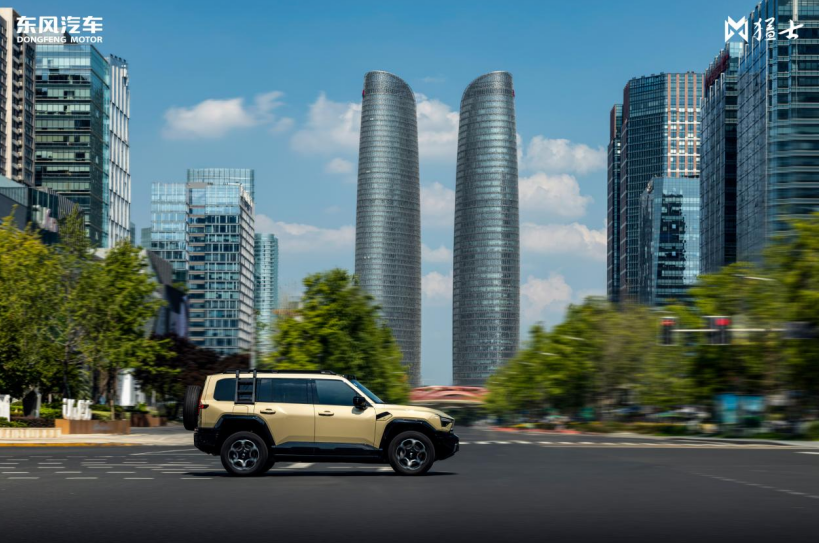 31.99万元起售！猛士M817上市即交付