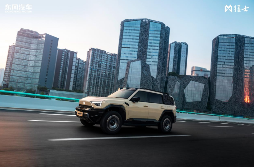 31.99万元起售！猛士M817上市即交付