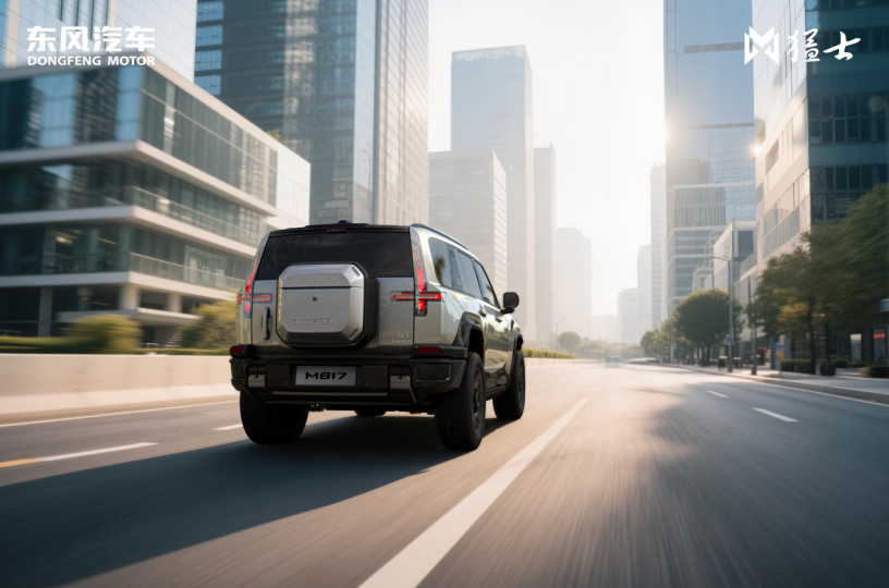 31.99万元起售！猛士M817上市即交付