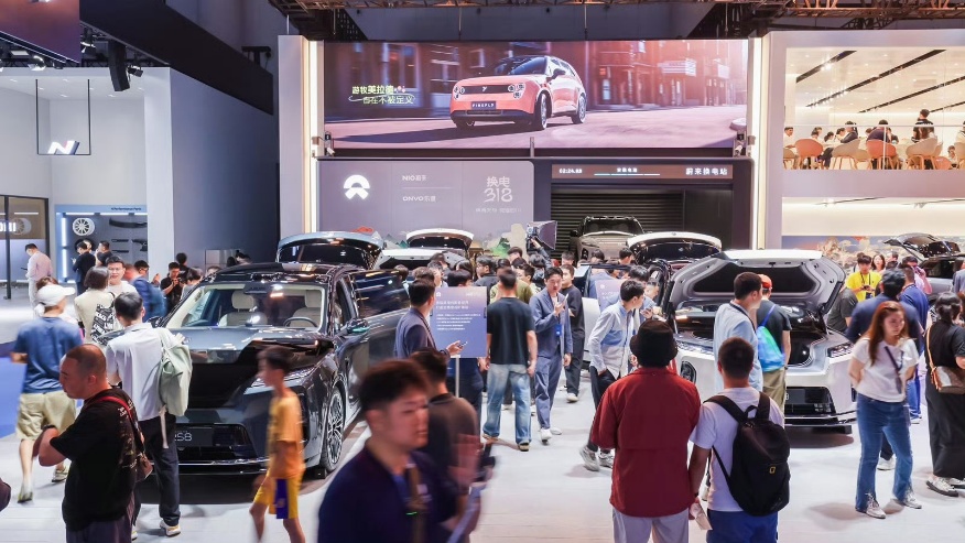 乐道L90是辽沈战役，全新ES8是淮海战役，2025年蔚来必须胜利 | 专访