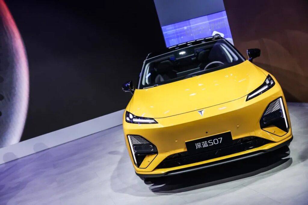 顶奢内饰的终极答案：全新深蓝S07缔造“触手皆豪华”时代