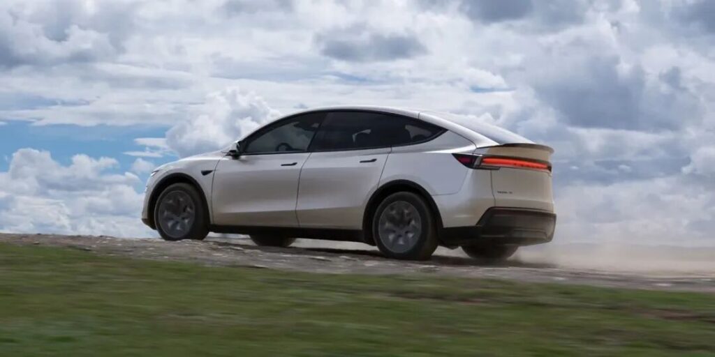 从造车迈向“造人”，特斯拉下一个十年大计出炉