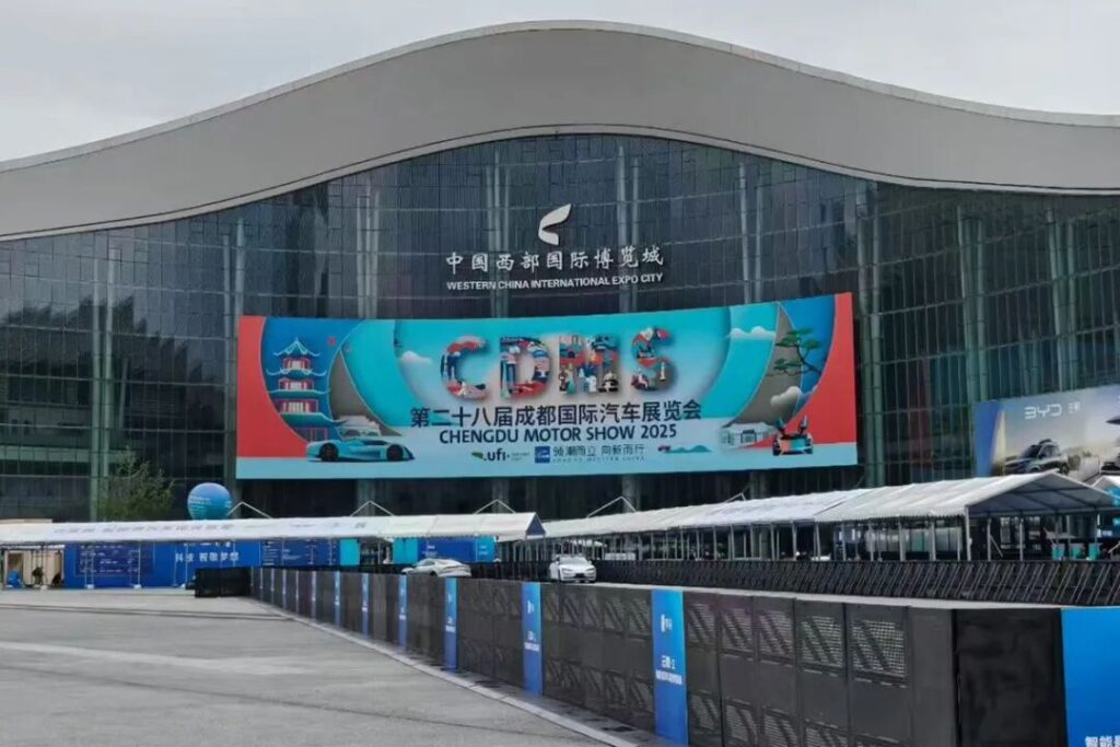 【一周车话】日子不好过，居然还有人下场造车？