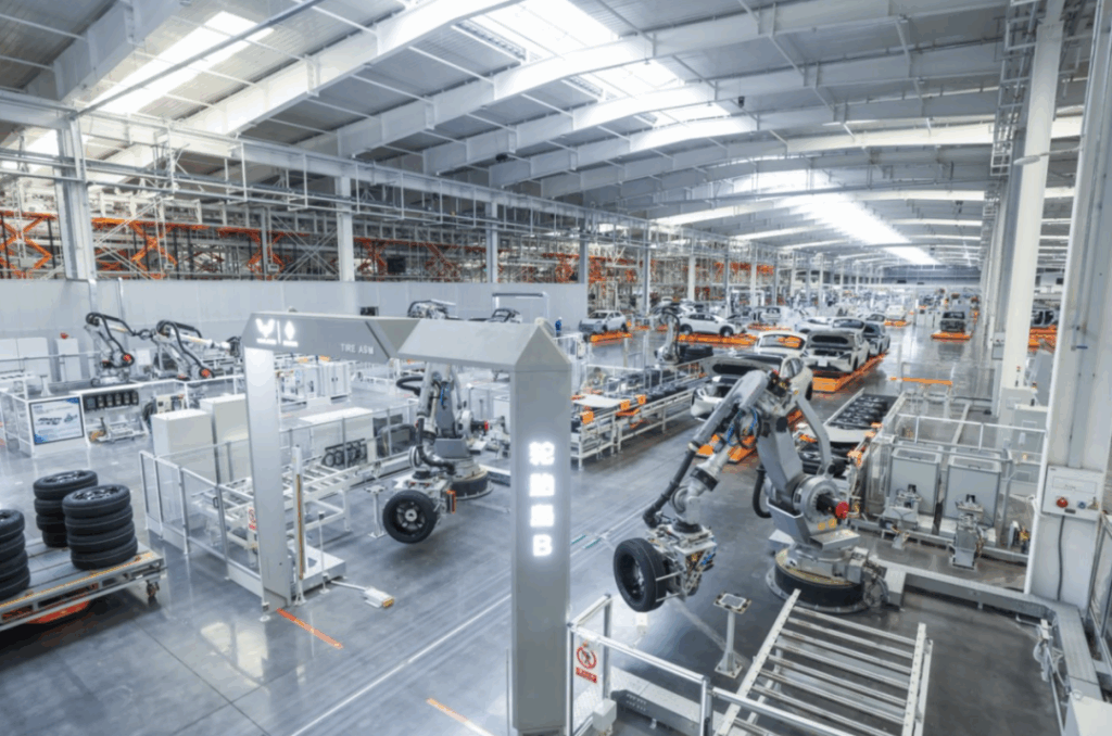 突破“生产线”概念，五菱智能岛制造体系带来第三次汽车制造革命