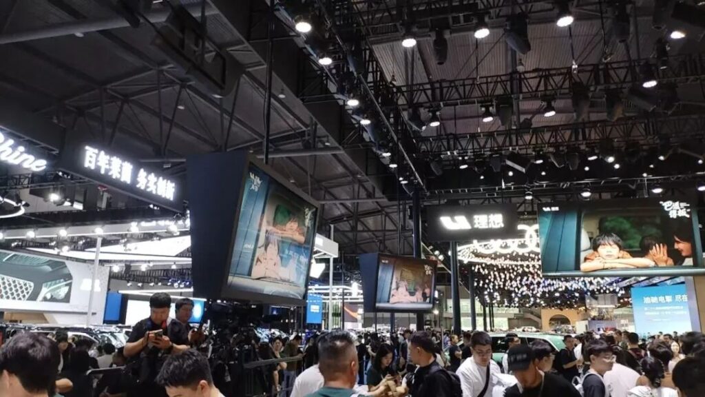 中国汽车人，你为什么没钱？