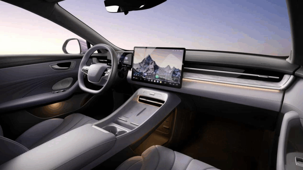 谁是成都车展2号馆里“最靓的仔”