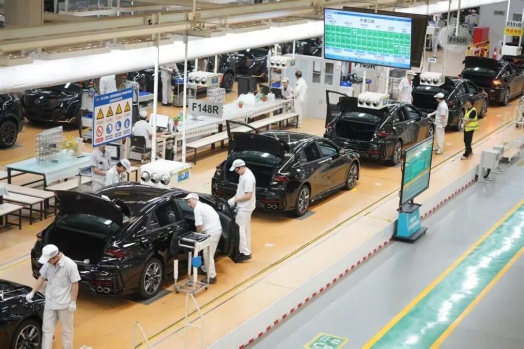 落子向往车系，传祺开启新传奇