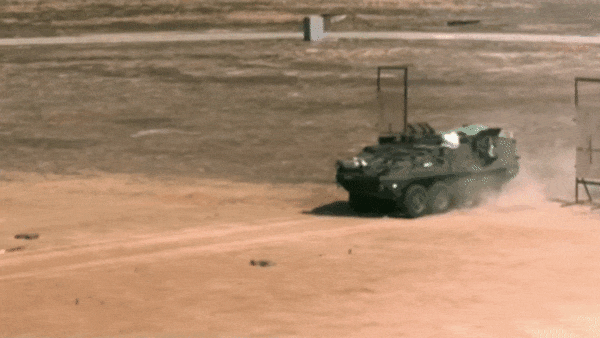 【一周车话】电池都能紧急弹射了，什么时候整拦截技术？