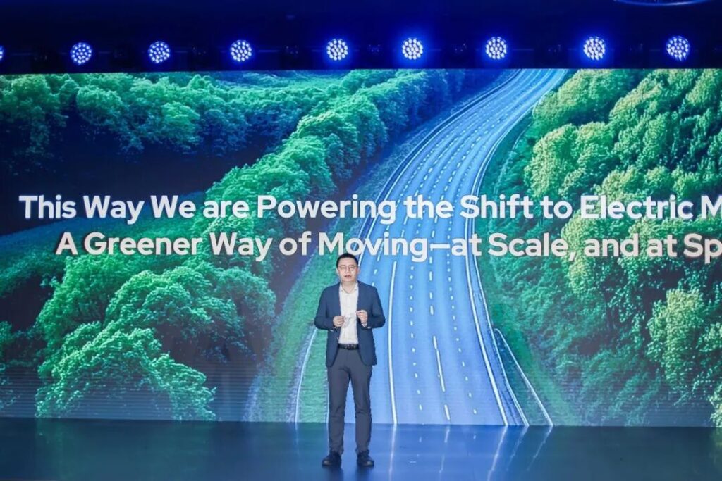 宁德时代，让欧洲更“来电”