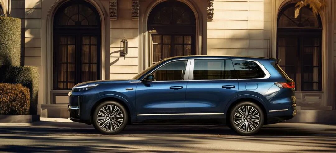 风格越克制，体系越完善，设计才越自由