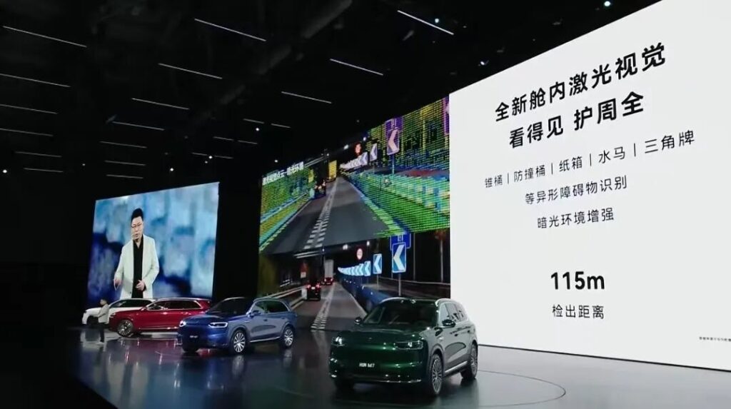 从“学霸”到“学神”，鸿蒙智行还需关键一课