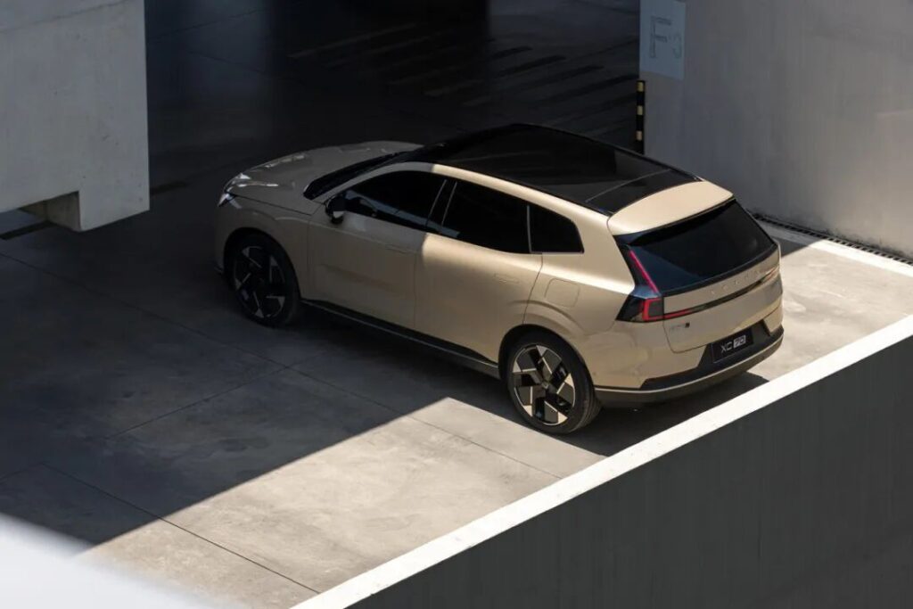 朱凌“空降”沃尔沃，彻底打通中欧隔阂