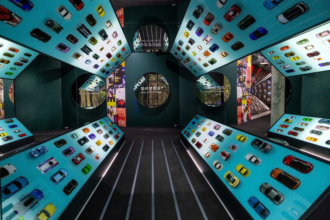 专为中国打造新车、亚洲首家品牌快闪空间亮相上海，保时捷“在中国，为中国”