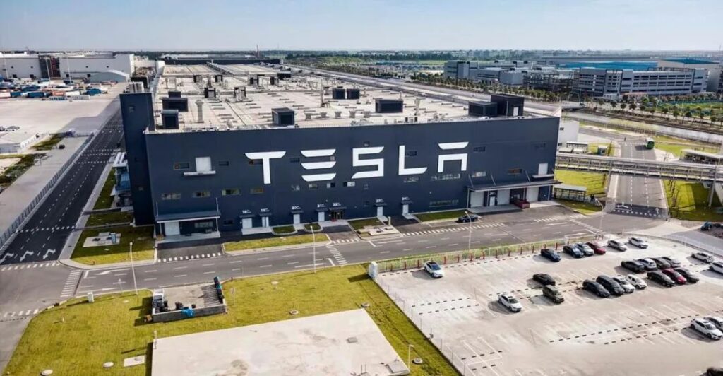 “毛坯”特斯拉，究竟在吸引什么人？