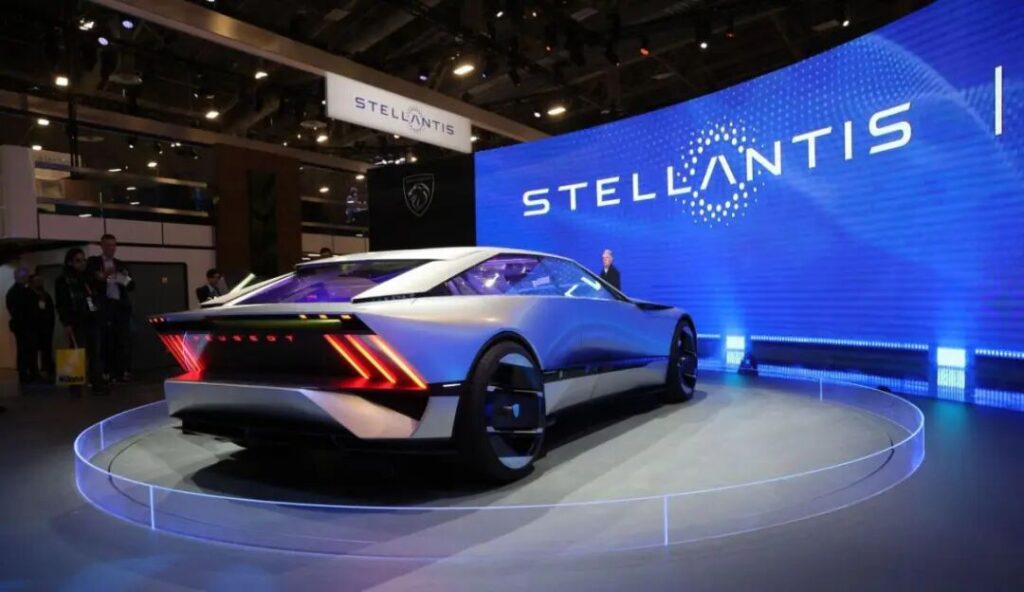 曾经对中国爱答不理，Stellantis现在追着讨好