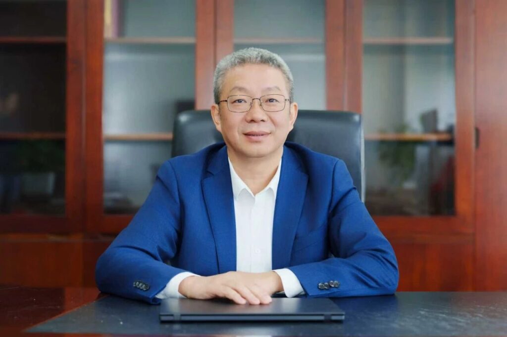 东风吕海涛回归神龙，法系车再战中国