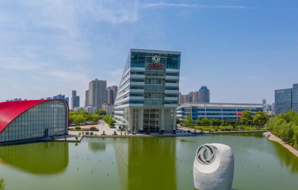 东风总经理就位，“财务专家”来破局