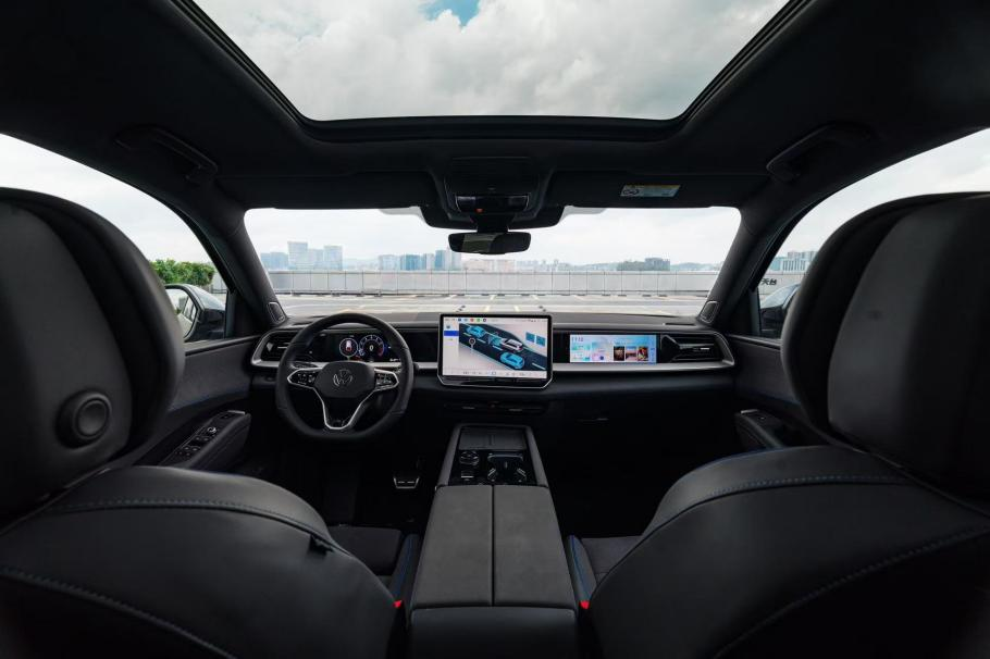 一碗过桥米线，“害惨了”上汽大众