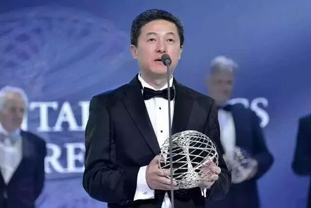 杨振宁逝世，他曾间接推动芯片和新能源发展