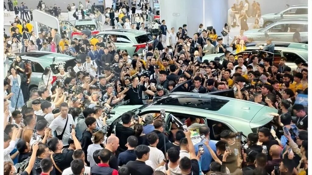 上海抢车50小时