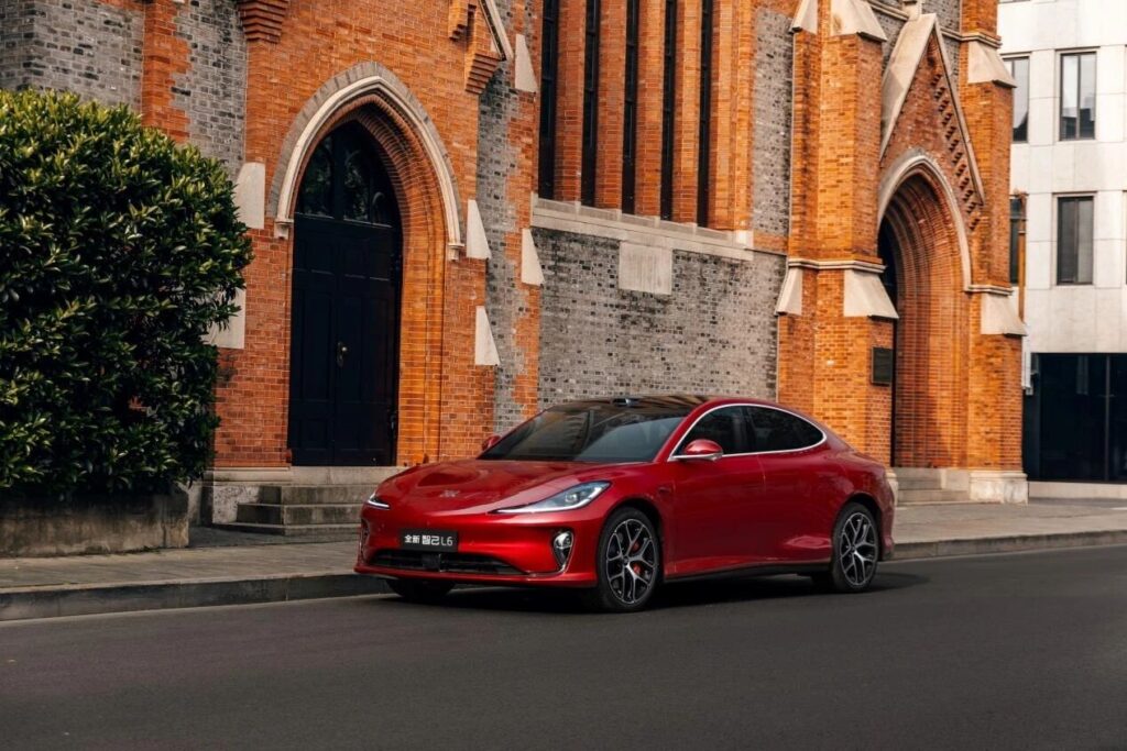 上汽9月销售44万辆新车，同比增长四成