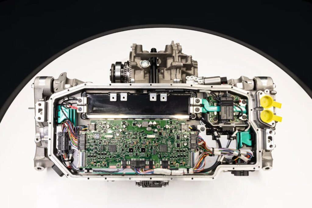 超豪华纯电市场，迎来破局者