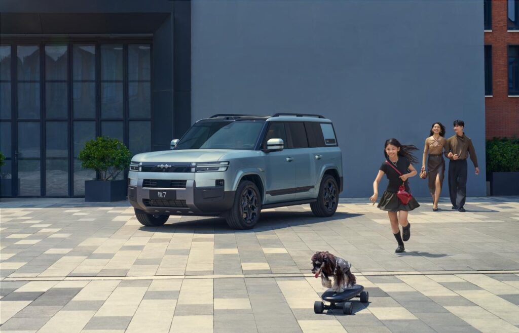 85%都选择了顶配，方程豹钛7究竟有什么魔力？