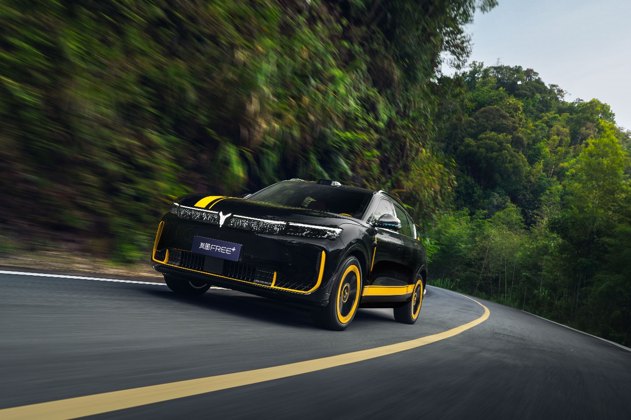 更运动更个性，岚图FREE+再推新，仅售27.99万元