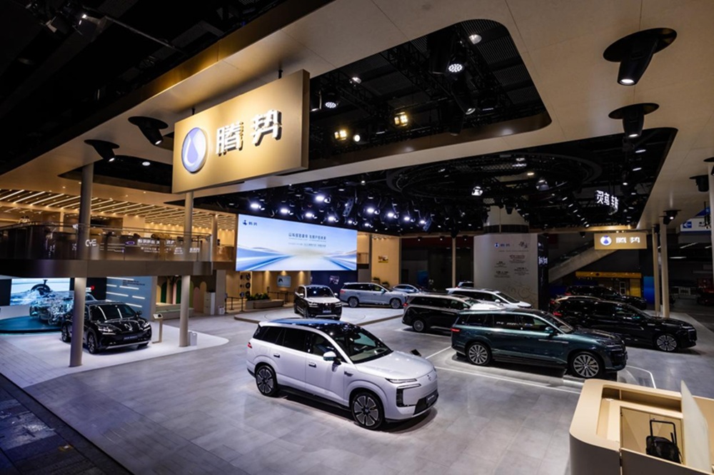 腾势全明星阵容亮相广州车展，N8L与D9领衔展现中国豪华科技实力 | 广州车展