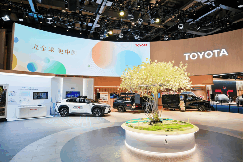 进博会上的丰田“味道”：多路径技术调和中国消费新需求