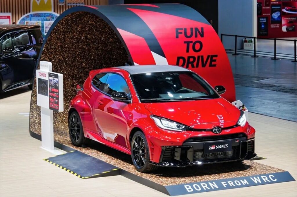 进博会上的丰田“味道”：多路径技术调和中国消费新需求