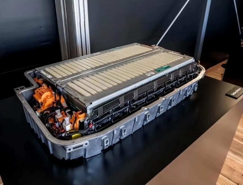 固态电池又“不行”了？丰田暂停福冈新工厂建设工作