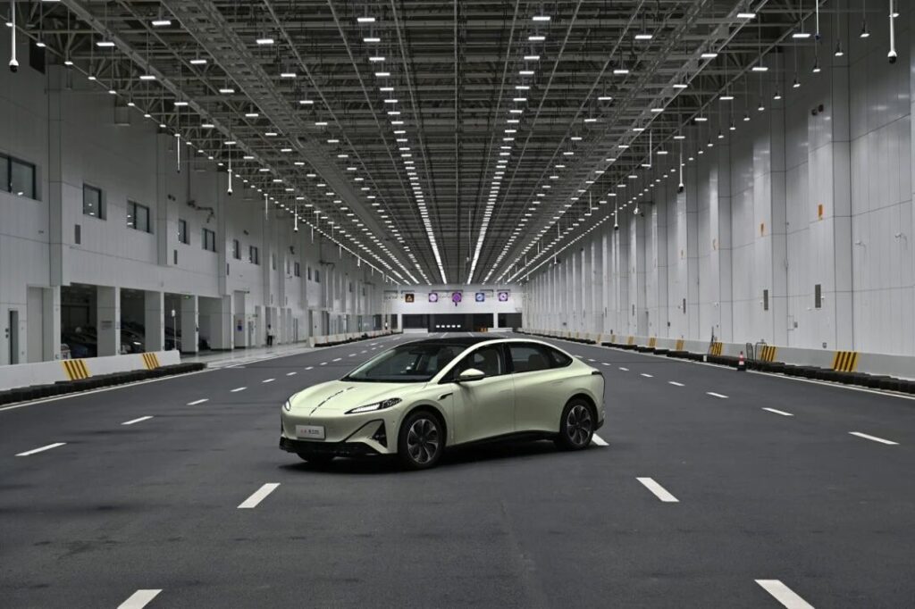 月销超4.5万、今年1~10月累计38.15万！一汽红旗新能源转型成果初显